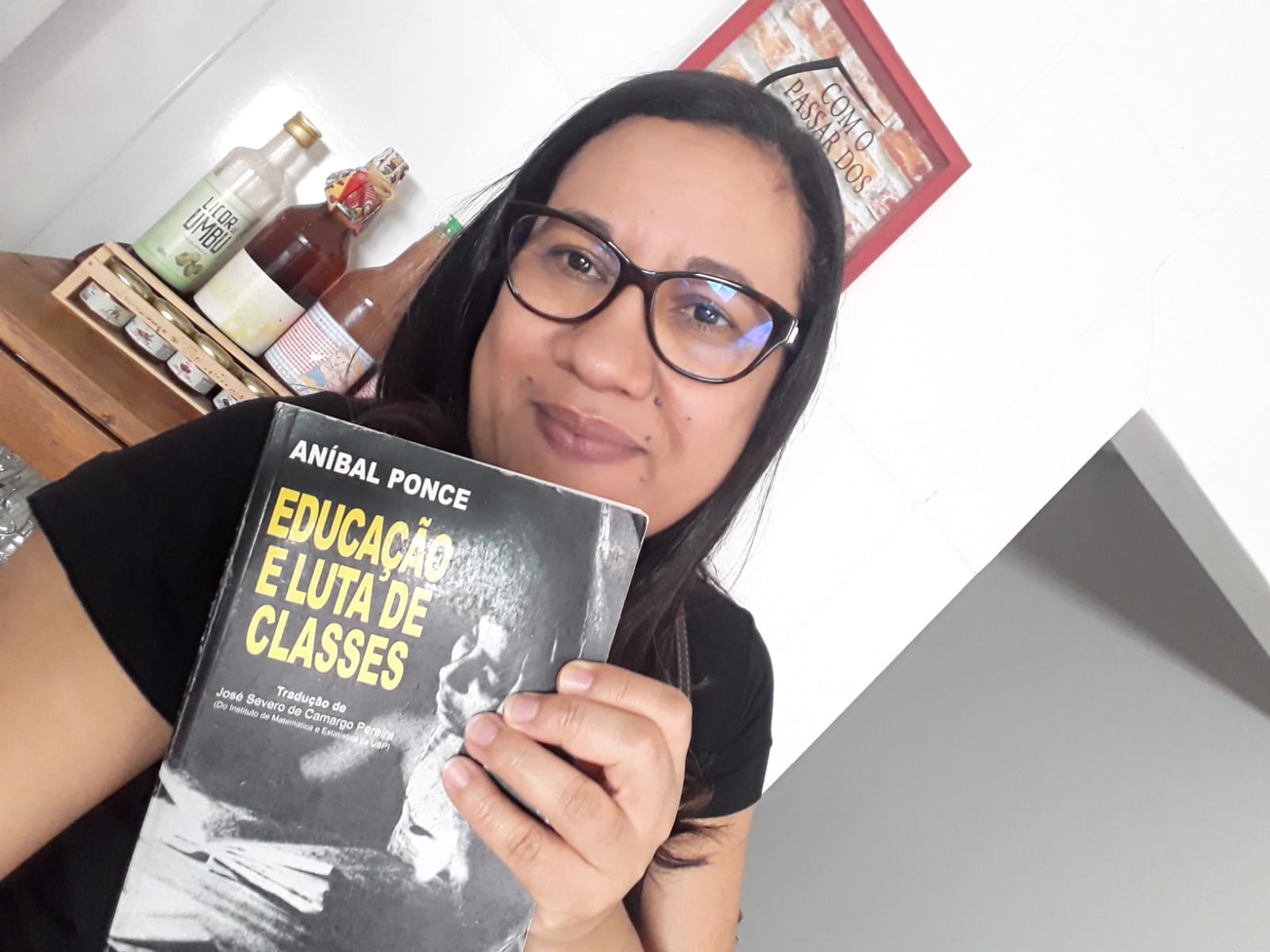 Foto de Profa. Dra. Ivânia Paula de Freitas