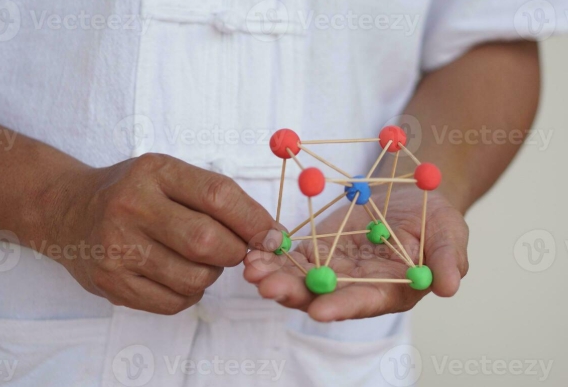 Construindo Moléculas com Sementes