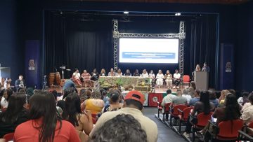 Educação do campo na luta.