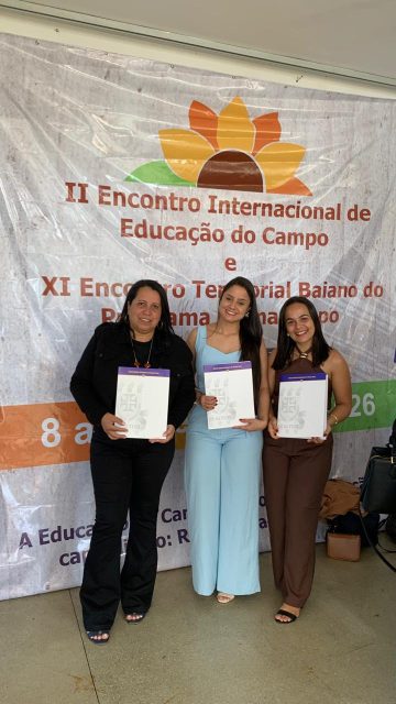 Equipe gestora de 25 Escola do Campo no município de Ubaíra.