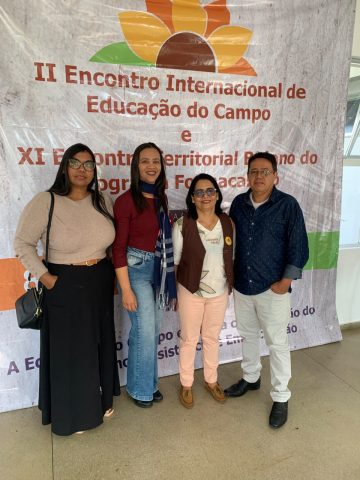 A equipe das Escolas do Campo de Santa Inês marca, mais uma vez, presença .